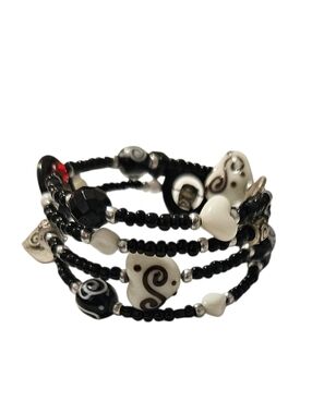 Memory Multi-strand Black & White Beaded Bracelet Heart-shaped Beads & Charms